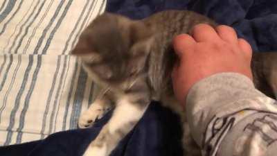 She's just too cute🥰