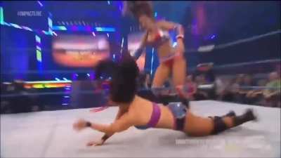 Victoria/Tara attempts post-match beatdown only to get put to sleep