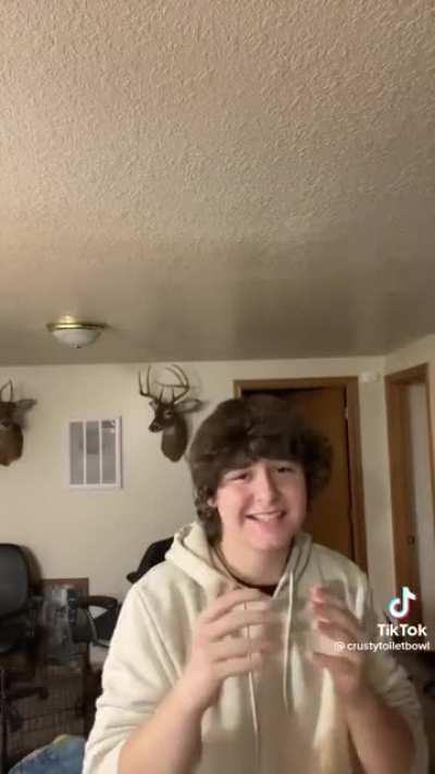 Uhm 👉🏻👈🏻🥺hi😊