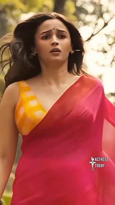 Alia bhatt bouncing boobies 🤤