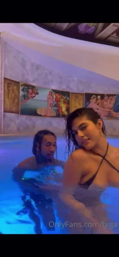 Hot AF 🔥 L1NK in comment