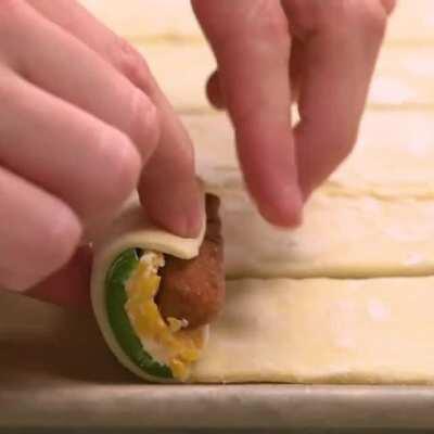 Jalapeno Popper Pigs In A Blanket