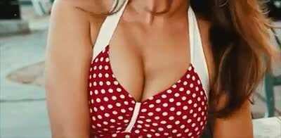 Kelly Brook is the best thing about Piranha 3D