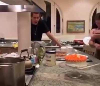 Who remenber this classic song?(today is my sister birthday and i remembered this video)