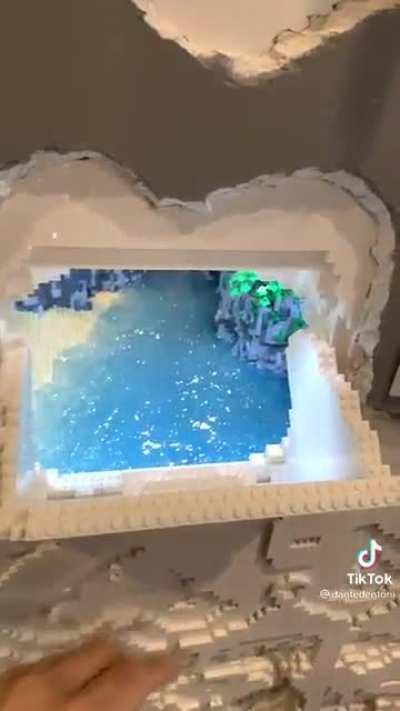 This is the coolest wall I’ve ever seen (credit to dantedentoni)