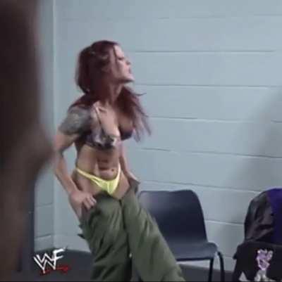 Lita caught changing into her ring gear