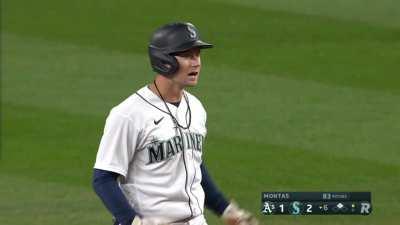 [Highlight] Jarred Kelenic drives in two with a hard hit double off of the wall in right-center to give the M's the lead in the 6th