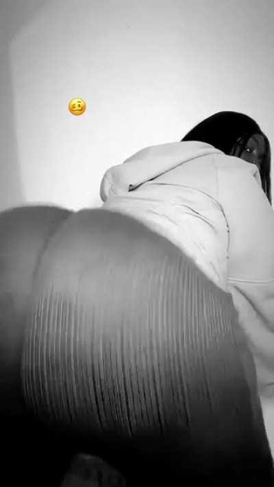 That Thang Clapping In Tights 🍑🤤😻😍❤️