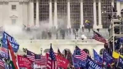 India is a peaceful country vro (see left corner)