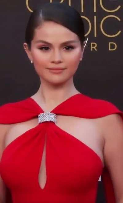 Selena attending the Critics Choice Awards | IG March 2022