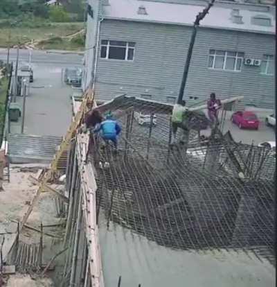 Whatever their other mistakes, they did tie that rebar well