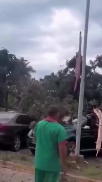 Cayó un rayo y destrozó Resistencia