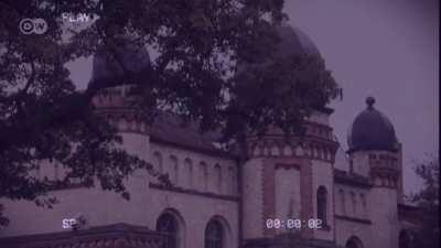 ANTIFA glorification meme I made (I know that IRL I'm too big of a coward to do this stuff and I also hope this does not come across as encouraging generally violence)