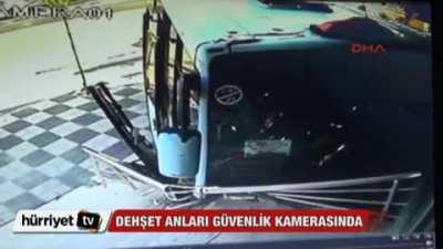 Hard crash involving bus and pedestrians