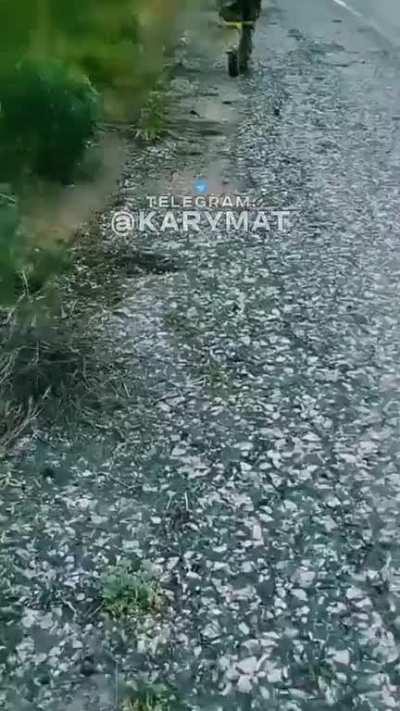 Mash-up of Russian Freedom Legion troops attacks in Belgorod, Russia over the past few weeks. Video shows the infiltrators using tanks and helicopters, as well as taking cover from Russian artillery and airstrikes. (music from source) 