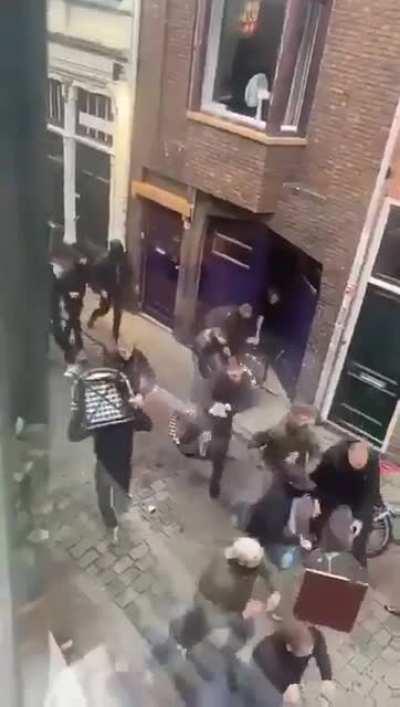 I have no idea what's going on...