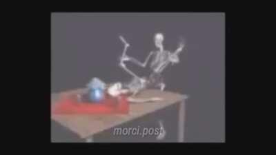 Estaba en mi casita tocando la guitarra...