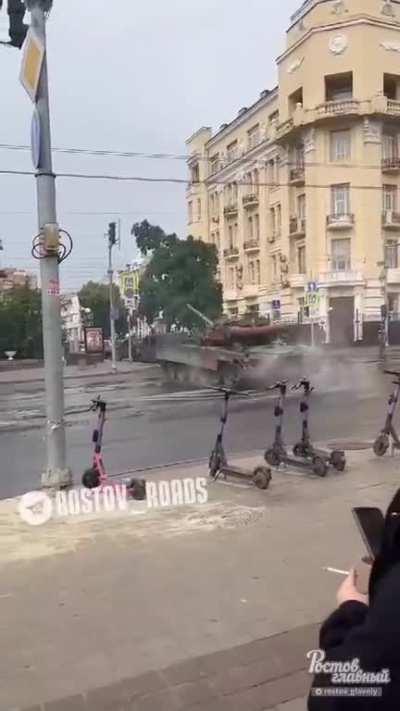 RU POV | Wagner tankers attempting to drift in a tank in Rostov