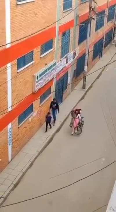 Se eu não tiver uma namorada assim eu nem quero