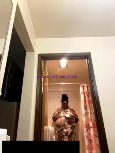 model: isQaAuYNbXtuSMH. Join telegram for full folder