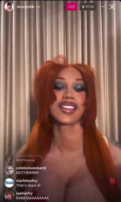 Cardi B (@iamcardib)