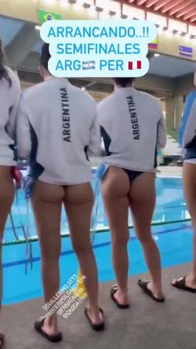 Argentina Water Polo (Props to the cameraman)