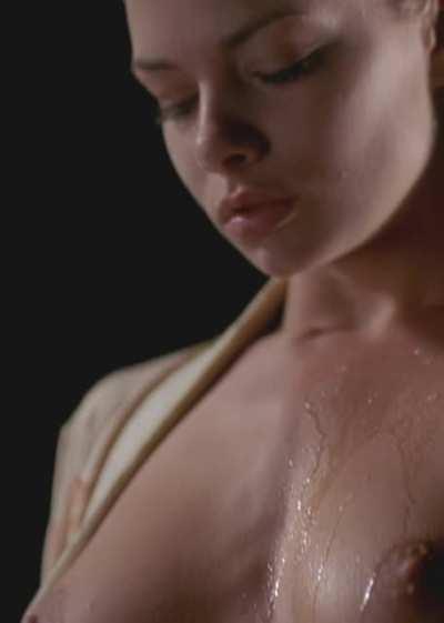 Jaime Pressly (Poison Ivy: The New Seduction - 1997)