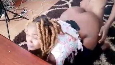 She likes watching her ass jiggle 🍑