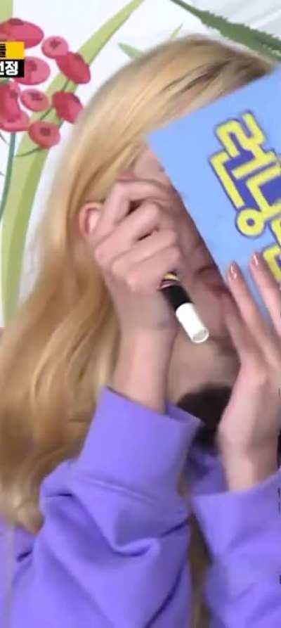 200607 - Mina, so incredibly cute