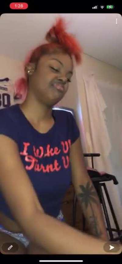 if u want tianna videos the good shit inbox with me 💵 no bs