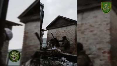 Ukrainian MK-19 crew of the 33rd Assault Regiment in action. [Published 15.02.2025]