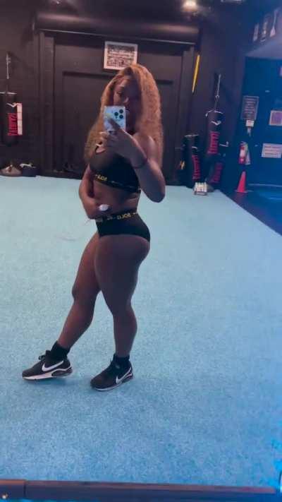 If u dont have confidence like this u don’t love yourself enough 😂🫶🏾❤️