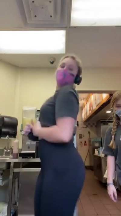 I’ll take some spicy nuggets with extra thot sauce