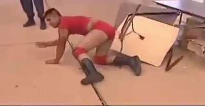 The gnarliest fall I’ve seen in wrestling.