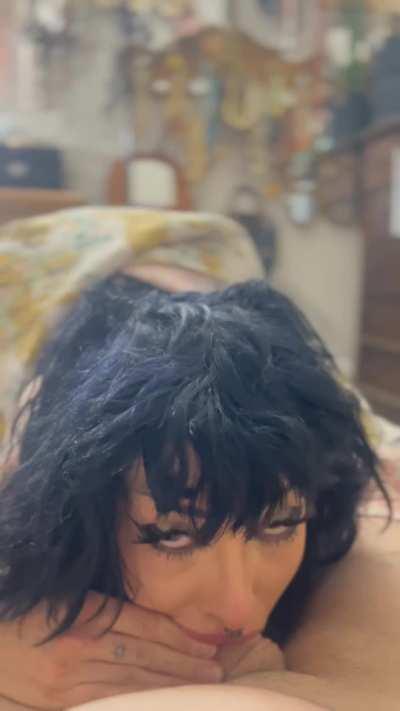 I like to hold it in as long as I can 😇