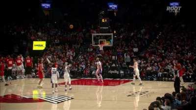 [Highlight] Dame does it again as he weaves through two defenders to beat the 1st quarter buzzer from the logo