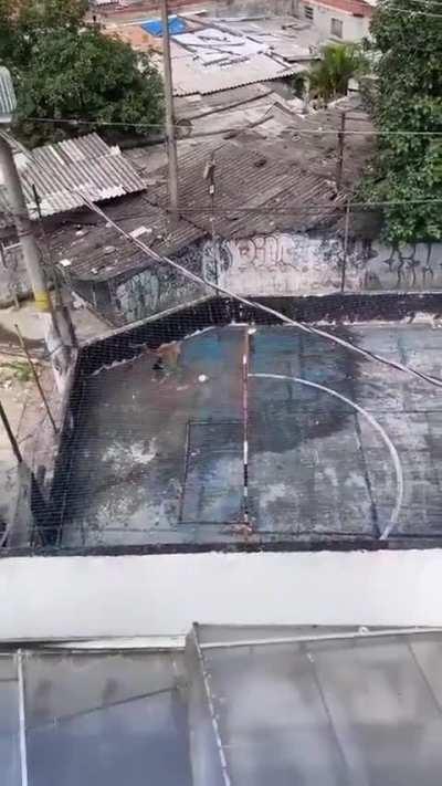 The social abyss, side by side.