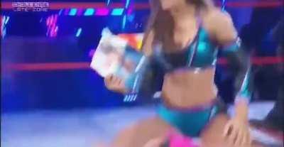 Man this has to rank up there as one of Victoria worst defeats. Getting stripped to her bra then gets laid out with a paper in her face. 😳