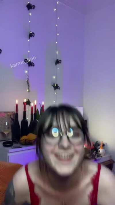 DO YOU LIKE tik tok VIDS (free album in the comments)