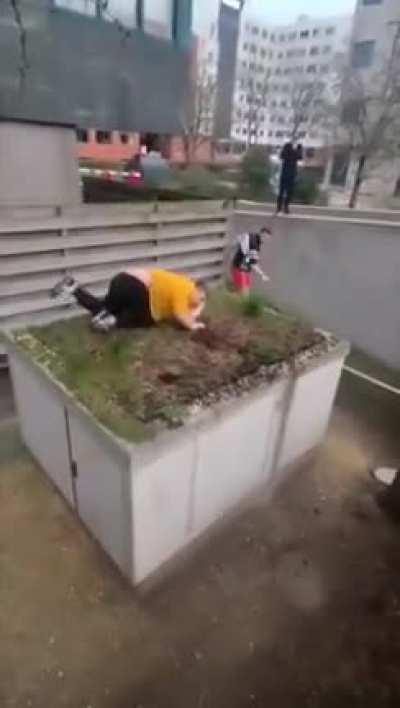 Yo, check out this new move!