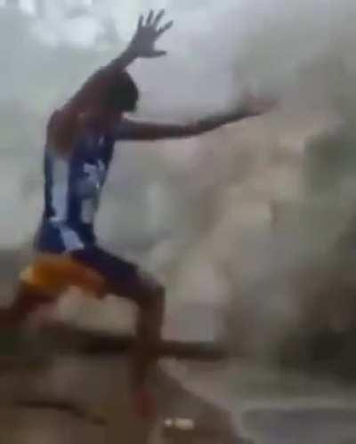 Deus pra mim é isso aqui