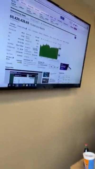 POV: Kenny trying to keep afloat in a few days with his printer