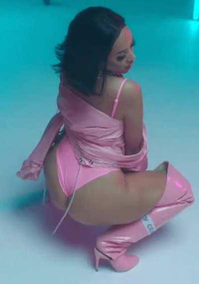 Fuckkk just look at it.