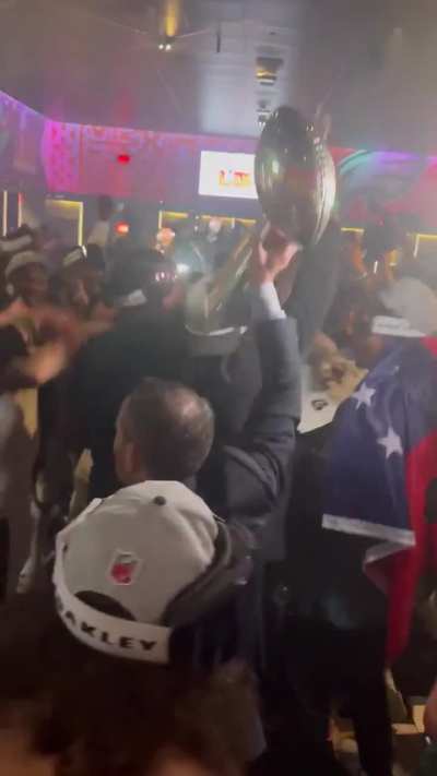 The Eagles blasting Faneto after winning the Super Bowl 🔥🦅