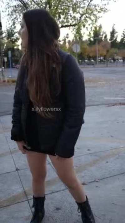 A little flash won't hurt 😝 [GIF]