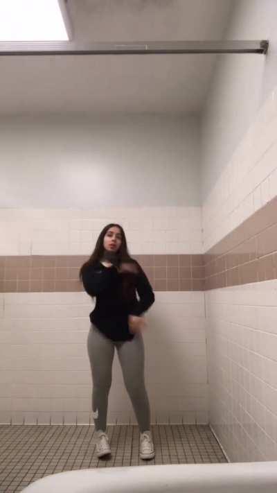 what a slut😩 lifting her shirt up for we could see that tight as pussy