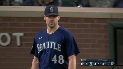 [Highlight] [Highlight] Teoscar Hernandez lets a ball get by him and Alex Bregman takes third base.