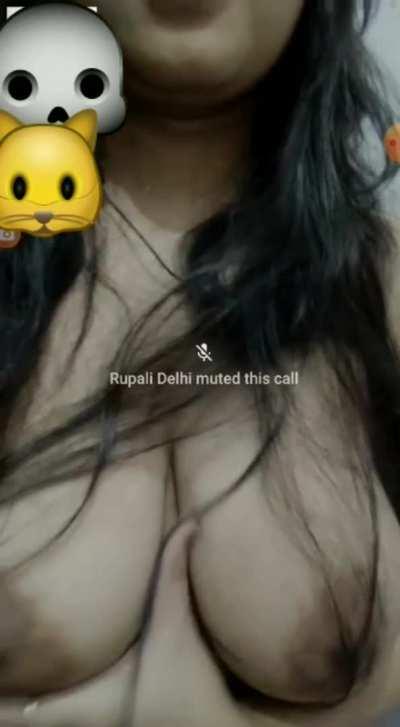 Delhi Cutie Rupali Showing Her Cute Boobs to Her Boyfriend in WhatsApp Video Call ❤️ [Must Watch] [2 Videos Link in Comments 📩]