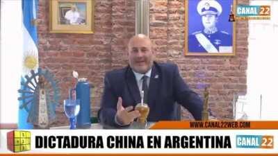 Santiago Cúneo contra Alberto Fernandez