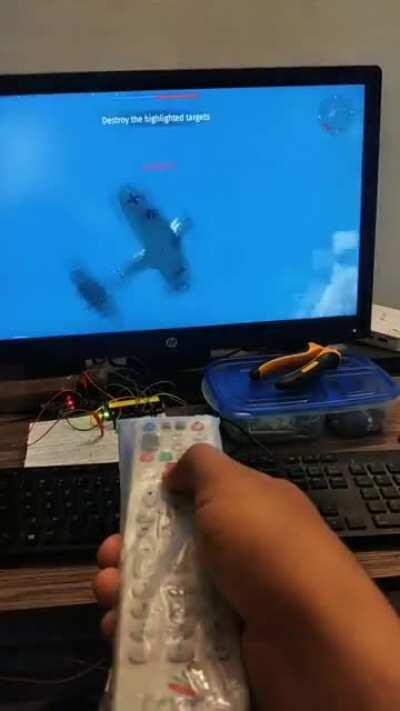 Warthunder Playing through tv remote